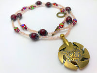Red Beaded Yarn Cutter Necklace | Gift for Knitters | Pendant Necklace for Knitters | Clover Yarn Cutter |