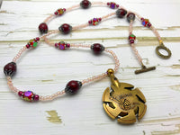 Red Beaded Yarn Cutter Necklace | Gift for Knitters | Pendant Necklace for Knitters | Clover Yarn Cutter |