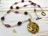 Red Beaded Yarn Cutter Necklace | Gift for Knitters | Pendant Necklace for Knitters | Clover Yarn Cutter |