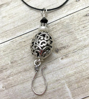 Portuguese Knitting Necklace - Yarn Holder - Gift for Knitters - Adjustable Necklace