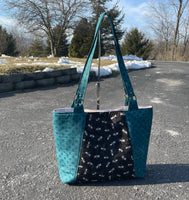 Dragonfly Tote Bag, Shoulder Handbag, Carry All Purse for Mom, Book Bag for Teacher, Magnetic Snap Closure and Slip Pockets