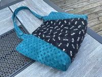 Dragonfly Tote Bag, Shoulder Handbag, Carry All Purse for Mom, Book Bag for Teacher, Magnetic Snap Closure and Slip Pockets
